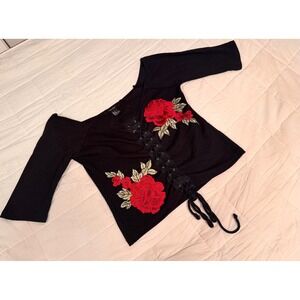 Forever 21 Top Medium Black Floral Embroidered Lace Up Corset 3/4 Sleeve Shirt‎